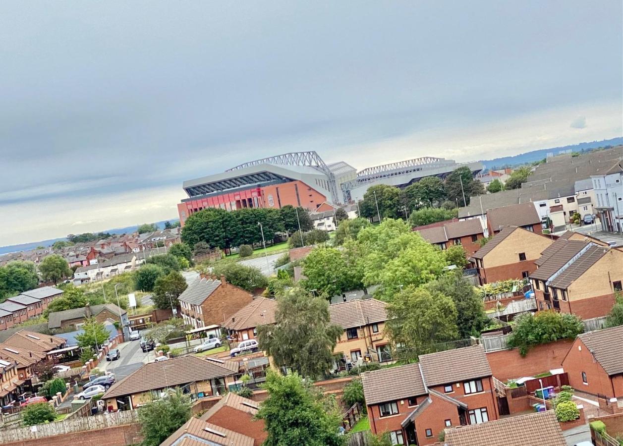 Unique View Of Anfield Stadium - Charming 2 Bedroom Apartment In Liverpool With Parking Экстерьер фото